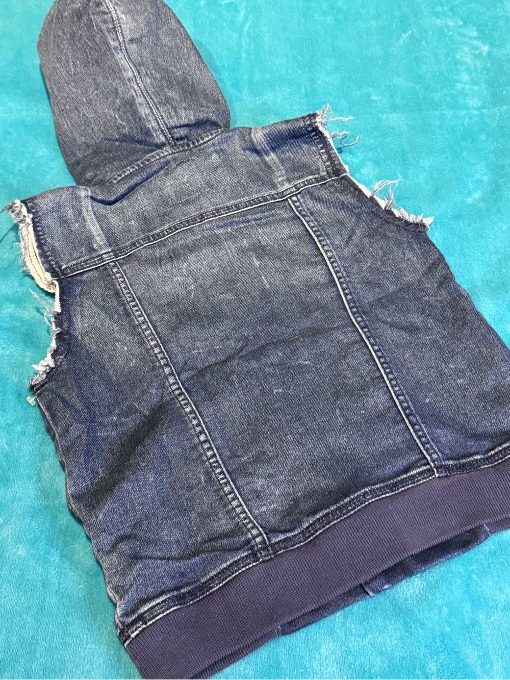 True Religion Boys Hooded Denim Vest - Size 6 - Picture 2 of 7